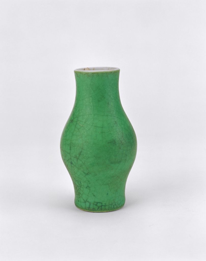 图片[1]-Green glaze small olive bottle-China Archive